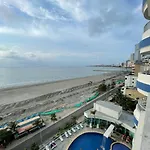 Apartamentos Frente Al Mar